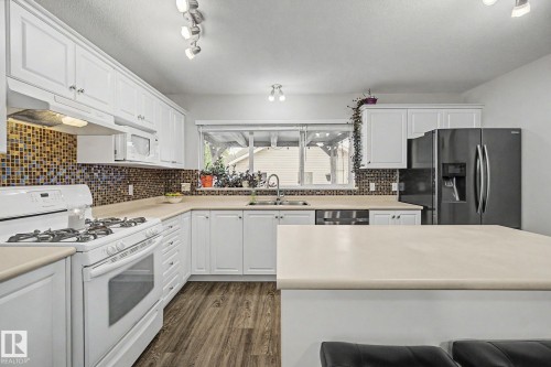 4137 Tompkins Way, Edmonton, AB 