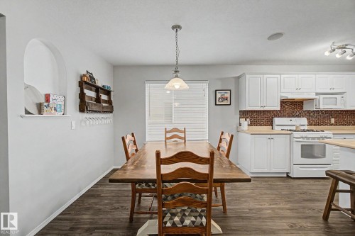 4137 Tompkins Way, Edmonton, AB 