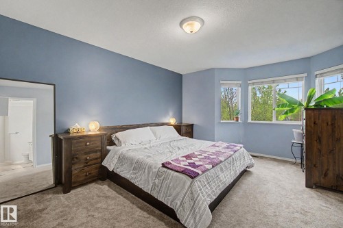 4137 Tompkins Way, Edmonton, AB 