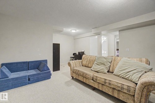 4137 Tompkins Way, Edmonton, AB 