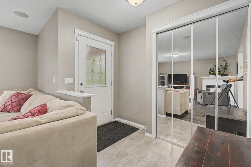 4137 Tompkins Way, Edmonton, AB 