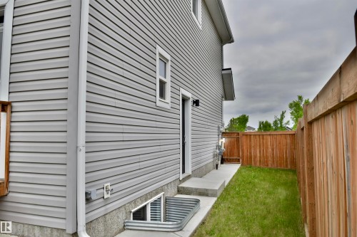 61 Dillingham Avenue, Fort Saskatchewan, AB 