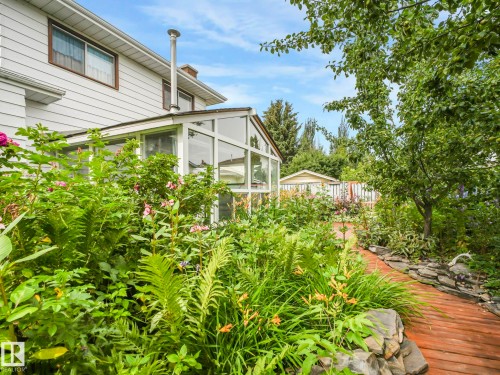 10206 173A Avenue, Edmonton, AB 