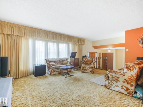 10206 173A Avenue, Edmonton, AB 