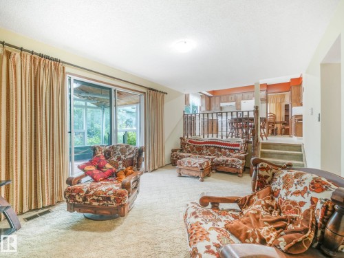 10206 173A Avenue, Edmonton, AB 