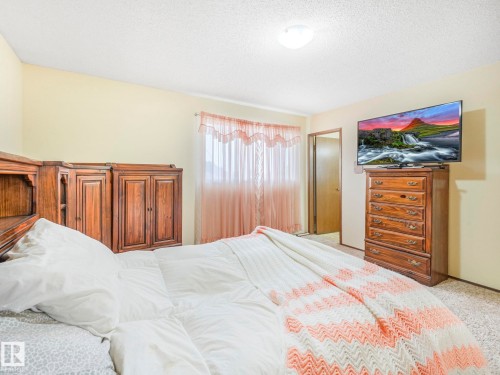 10206 173A Avenue, Edmonton, AB 