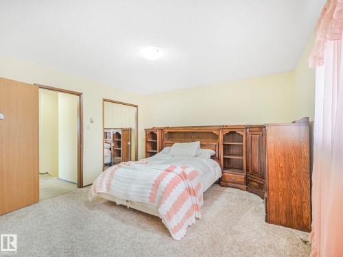 10206 173A Avenue, Edmonton, AB 