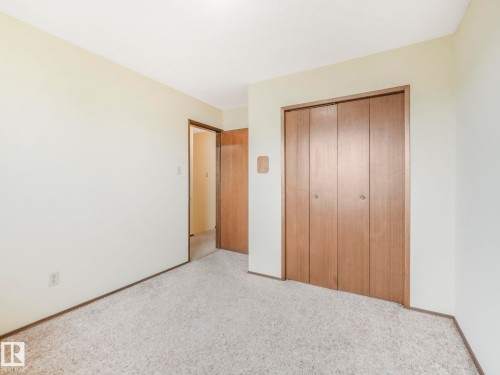 10206 173A Avenue, Edmonton, AB 