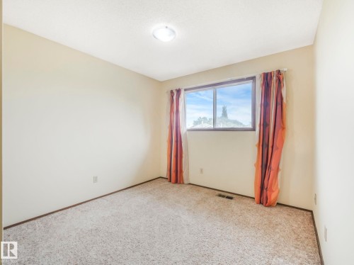 10206 173A Avenue, Edmonton, AB 