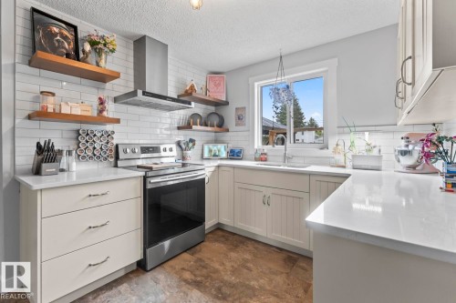 5709 51 Avenue, Cold Lake, AB 