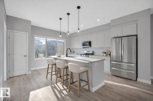 6215 Hampton Gray Avenue, Edmonton, AB 