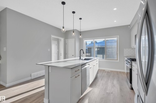 6215 Hampton Gray Avenue, Edmonton, AB 