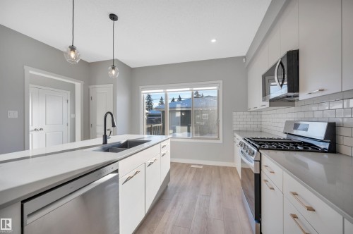 6215 Hampton Gray Avenue, Edmonton, AB 