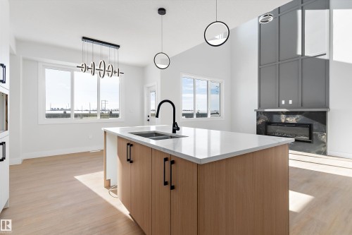 34 Astoria Place, Devon, AB 
