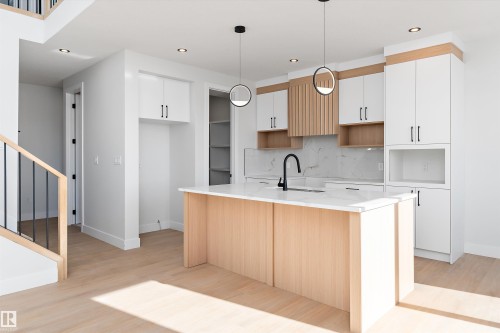 34 Astoria Place, Devon, AB 