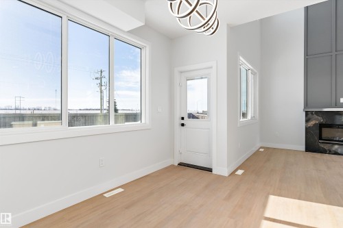 34 Astoria Place, Devon, AB 