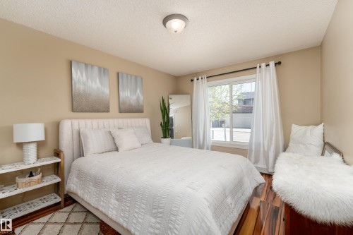 103 13710 150 Avenue, Edmonton, AB - Indoor Photo Showing Bedroom