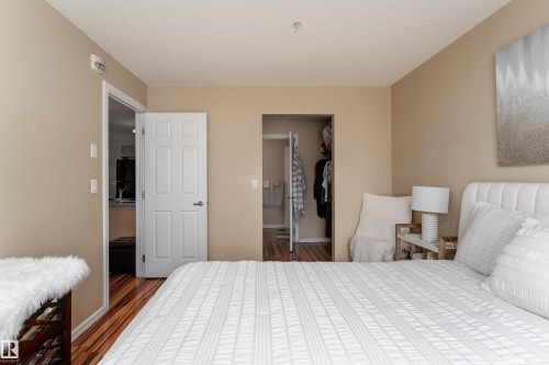 103 13710 150 Avenue, Edmonton, AB - Indoor Photo Showing Bedroom