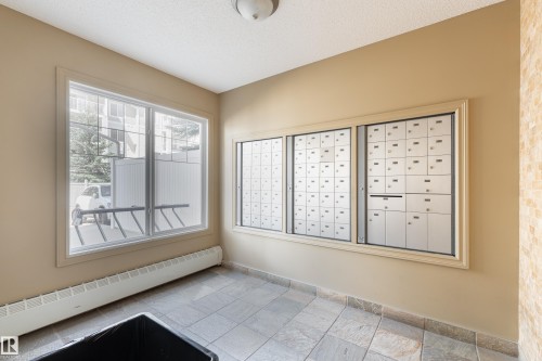103 13710 150 Avenue, Edmonton, AB - Indoor Photo Showing Other Room
