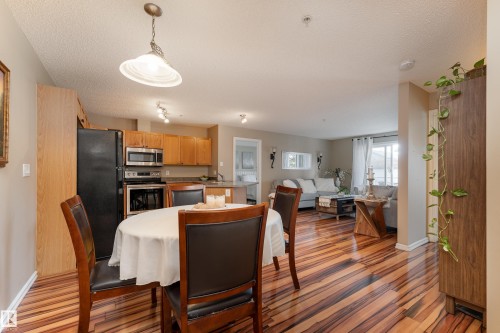 103 13710 150 Avenue, Edmonton, AB - Indoor Photo Showing Dining Room