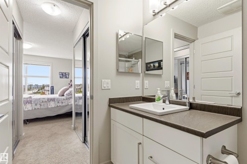 302 5510 Schonsee Drive, Edmonton, AB 