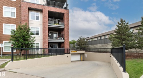 302 5510 Schonsee Drive, Edmonton, AB 