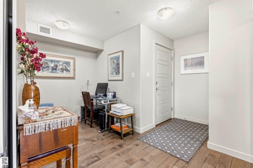 302 5510 Schonsee Drive, Edmonton, AB 