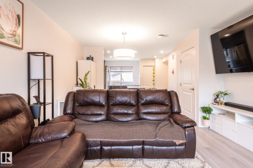 12112 35 Avenue, Edmonton, AB 