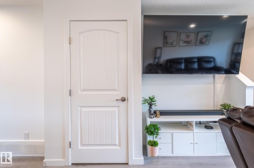 12112 35 Avenue, Edmonton, AB 