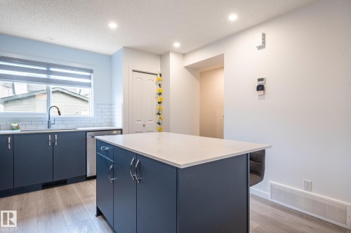 12112 35 Avenue, Edmonton, AB 