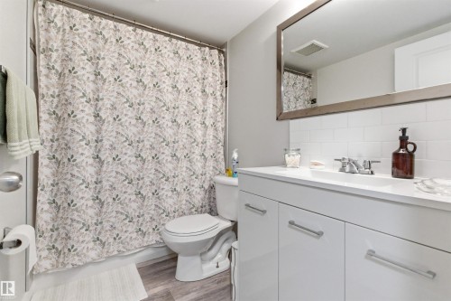 13007 135 Street, Edmonton, AB 