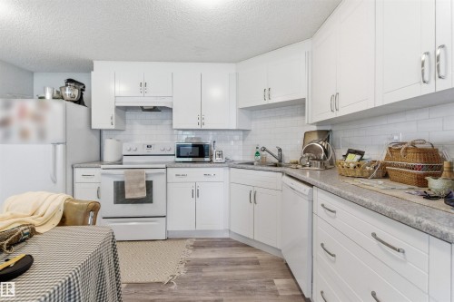 13007 135 Street, Edmonton, AB 