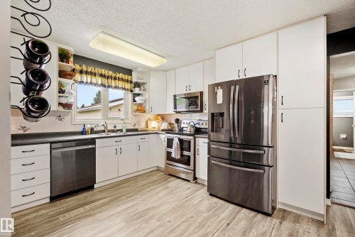 4304 42 Avenue, Leduc, AB 