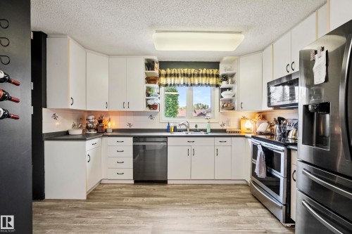 4304 42 Avenue, Leduc, AB 
