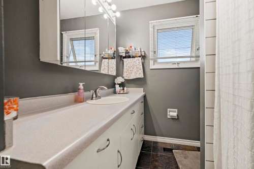 4304 42 Avenue, Leduc, AB 