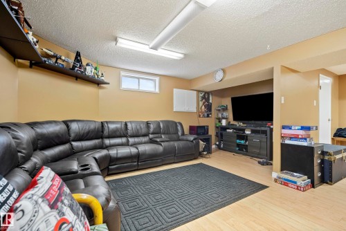 4304 42 Avenue, Leduc, AB 
