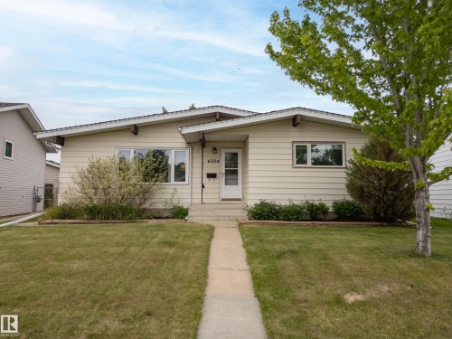4304 42 Avenue, Leduc, AB 