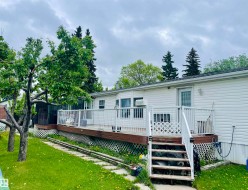 73 Willow Park Estates Leduc, AB T9E 5R5