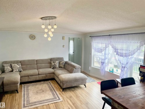 73 Willow Park Estates, Leduc, AB 