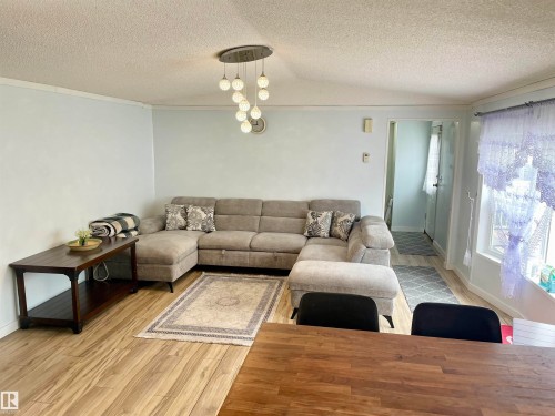 73 Willow Park Estates, Leduc, AB 