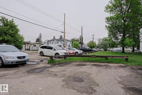 Image quality insufficient for description - 205 14903 92 Avenue Nw, Edmonton, AB 