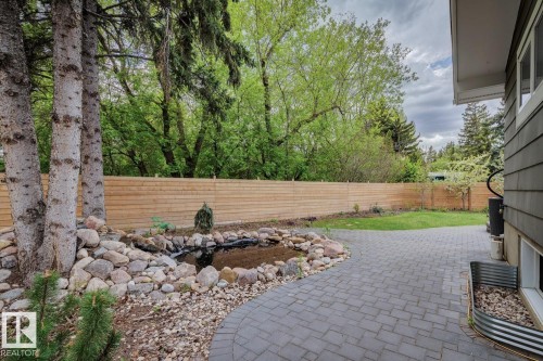 13615 Buena Vista Road Nw, Edmonton, AB - Outdoor