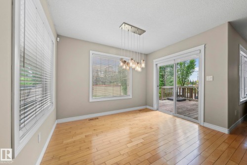 8097 Shaske Drive, Edmonton, AB 