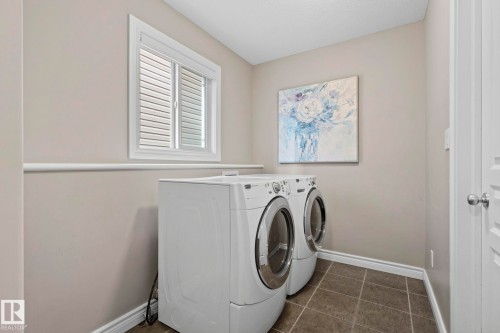 8097 Shaske Drive, Edmonton, AB 