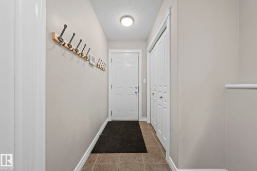 8097 Shaske Drive, Edmonton, AB 