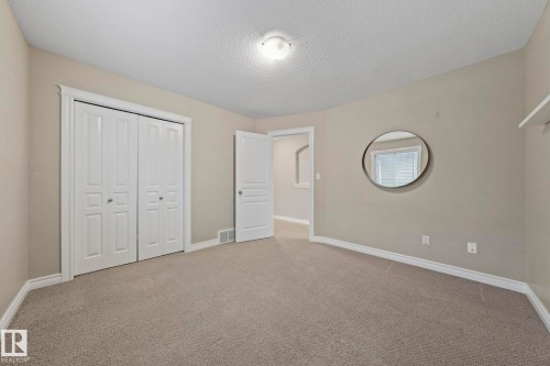 8097 Shaske Drive, Edmonton, AB 