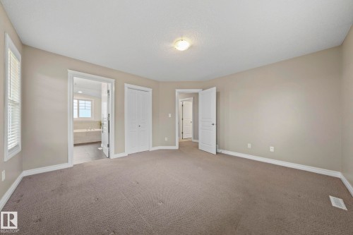 8097 Shaske Drive, Edmonton, AB 
