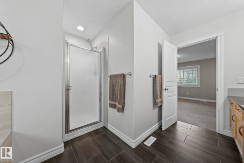 8097 Shaske Drive, Edmonton, AB 