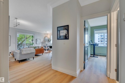 305 8631 108 Street, Edmonton, AB 