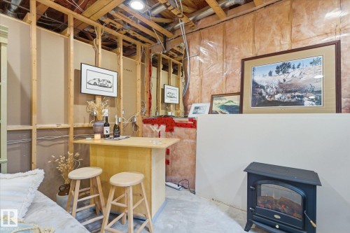 843 Oakland Place, Devon, AB 